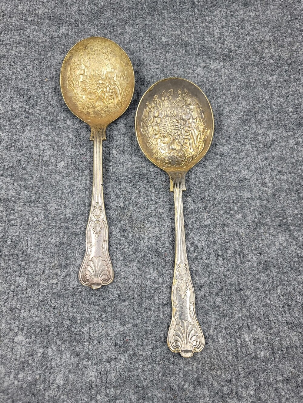 Vintage EPNS Silver Plated Fruit Berry Strawberry Serving Spoons Sheffield Pair